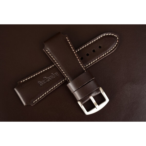 Remienok na smart hodinky 22 mm– Infinity, tmavohnedá koža, béžové prešívanie. Ideálne pre: Samsung Galaxy, Garmin, Amazfit, Huawei, Fossil, Xiaomi, Withings a iné.
