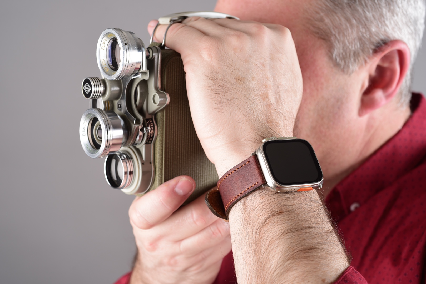 Remienok pre Apple Watch 42/44/45/46/49 mm | Classic, muflón, koňak, medené prešívanie, kompatibilný so sériami 1–10 a Ultra.