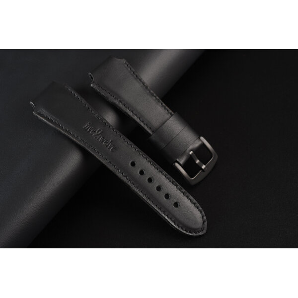 Remienok na smart hodinky 20mm – Infinity, matná čierna koža s decentným čiernym prešívaním. Ideálne pre : Samsung, Garmin, Amazfit, Huawei, Fossil, Xiaomi, Withings a iné.