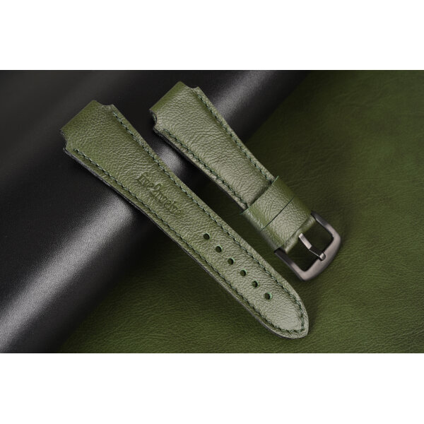 Remienok pre Apple Watch 1–9 a SE (38/40/41 mm), Infinity army zelená koža so zeleným prešívaním, ručne vyrobený.