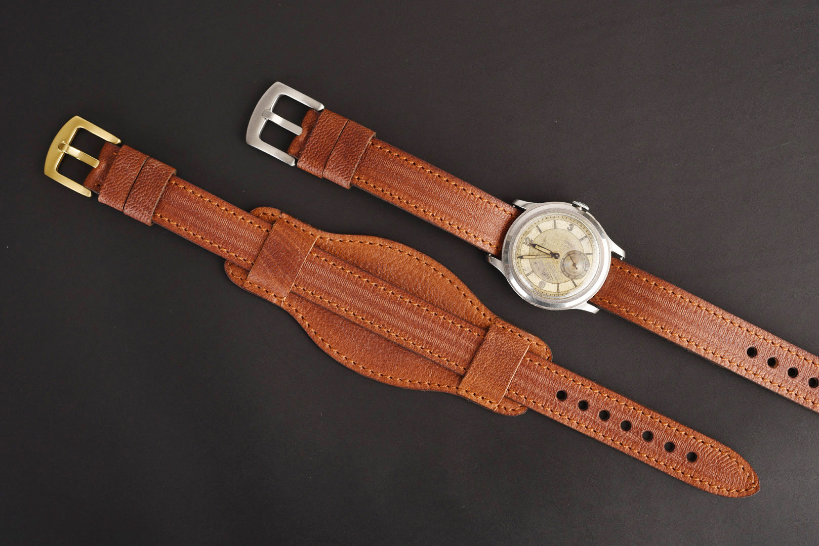 Prevliekací kožený remienok na hodinky 18mm – One Piece, jahňacia koža, koňak, medené prešívanie, ručne vyrobený. Ideálny pre Citizen, Tissot, Longines, Raketa, Poljot a iné.