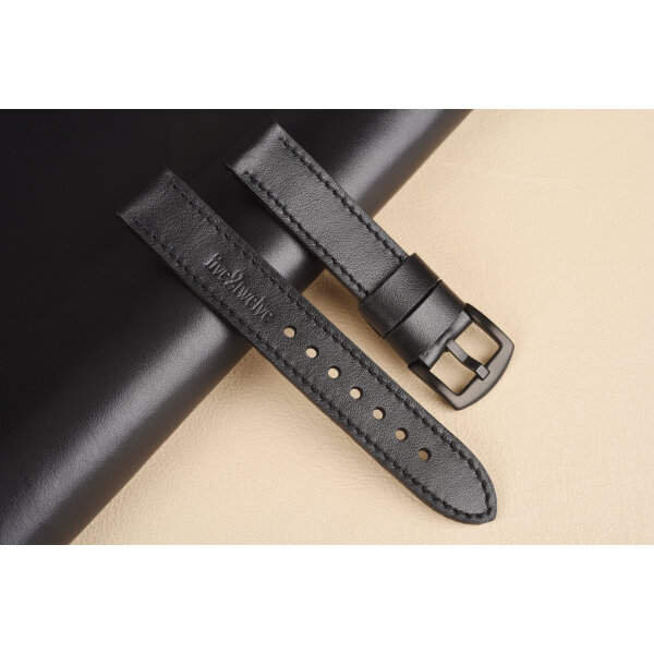Čierny remienok pre Apple Watch 1–9 a SE (38/40/41 mm), talianska koža s čiernym prešívaním, ručne vyrobený.