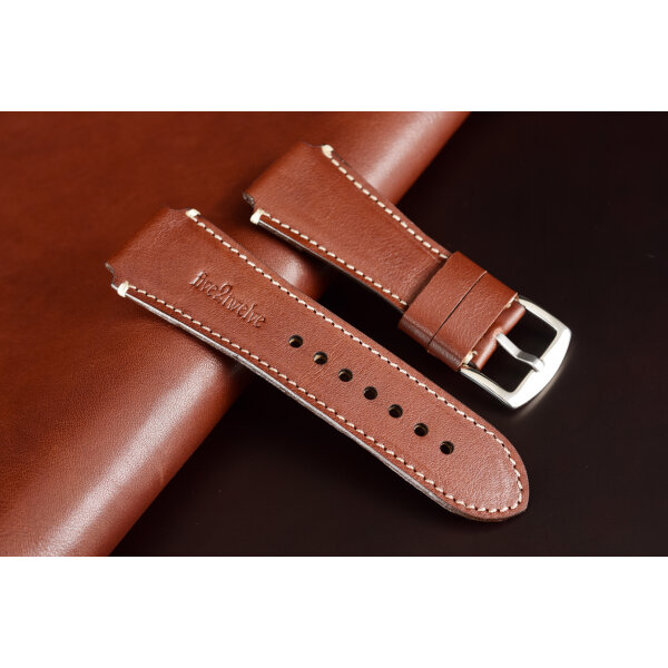 Remienok pre Apple Watch (42/44/45/46/49 mm) „Infinity“, hnedá talianska koža, béžové prešívanie, ručne vyrobený.